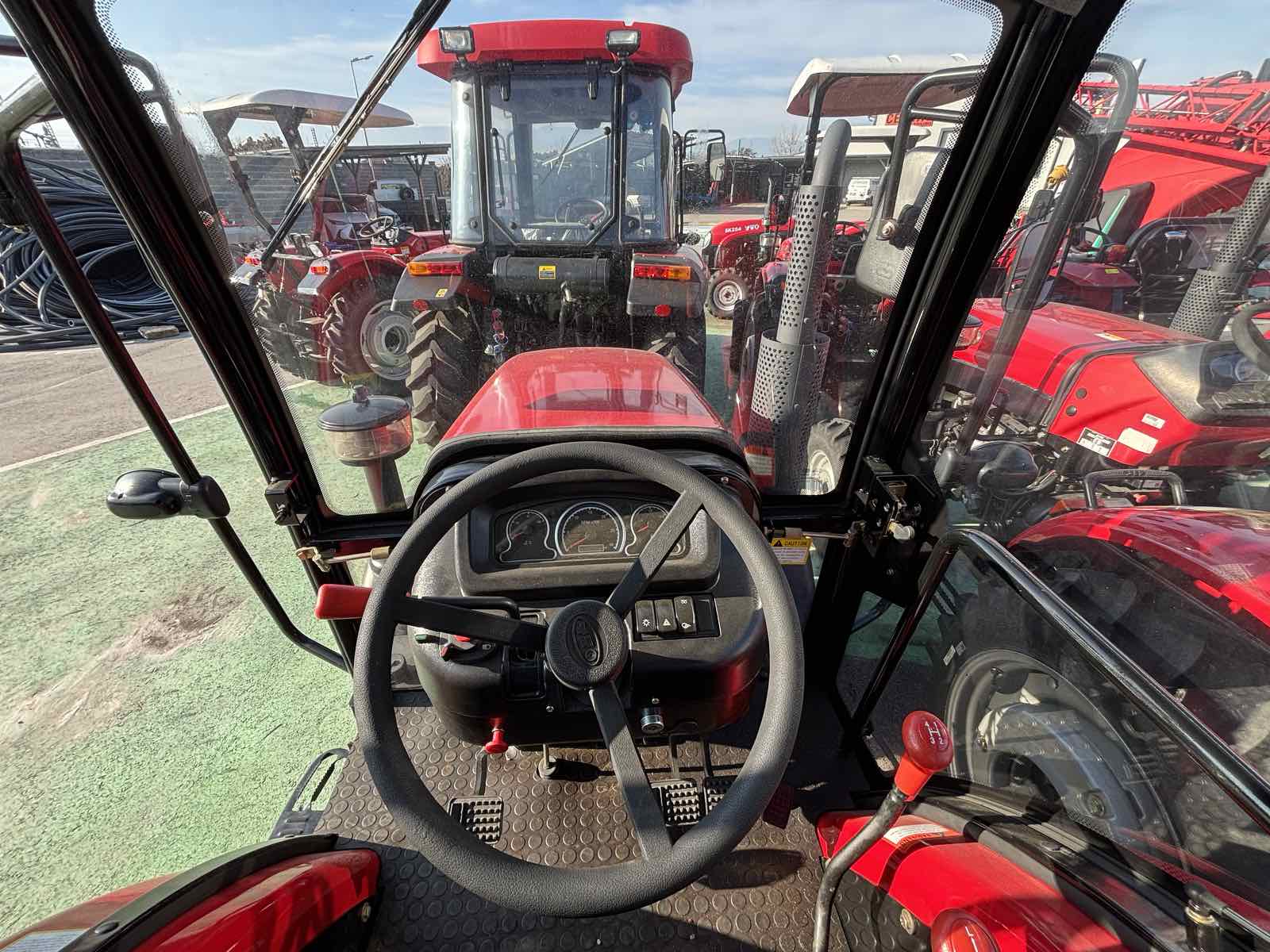 ТРАКТОР YTO SK254C